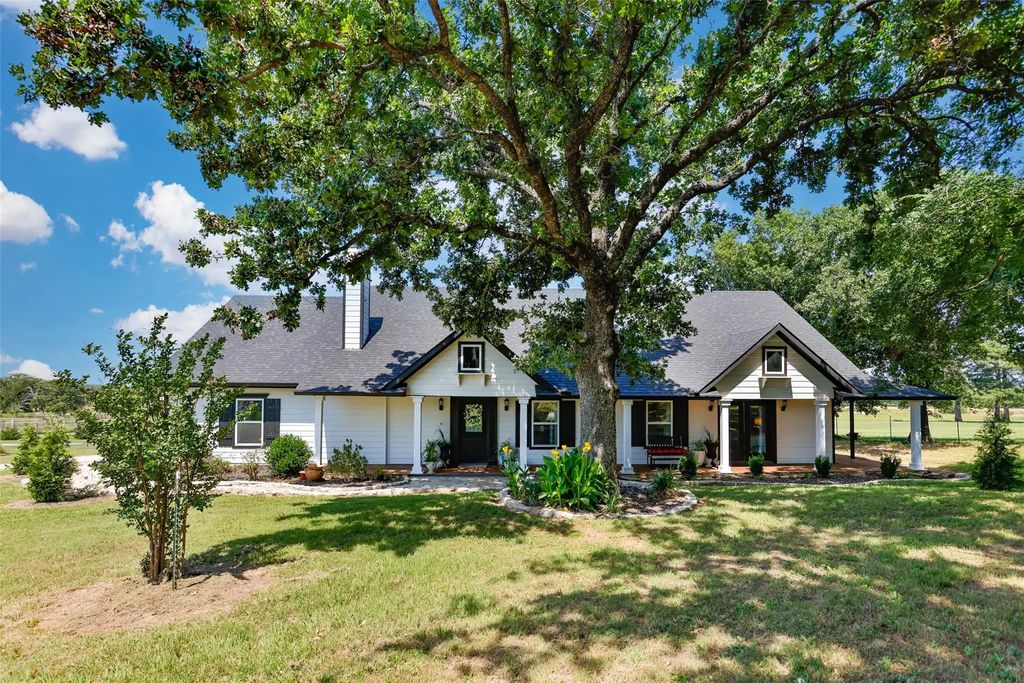 123 County Road 123, Gainesville