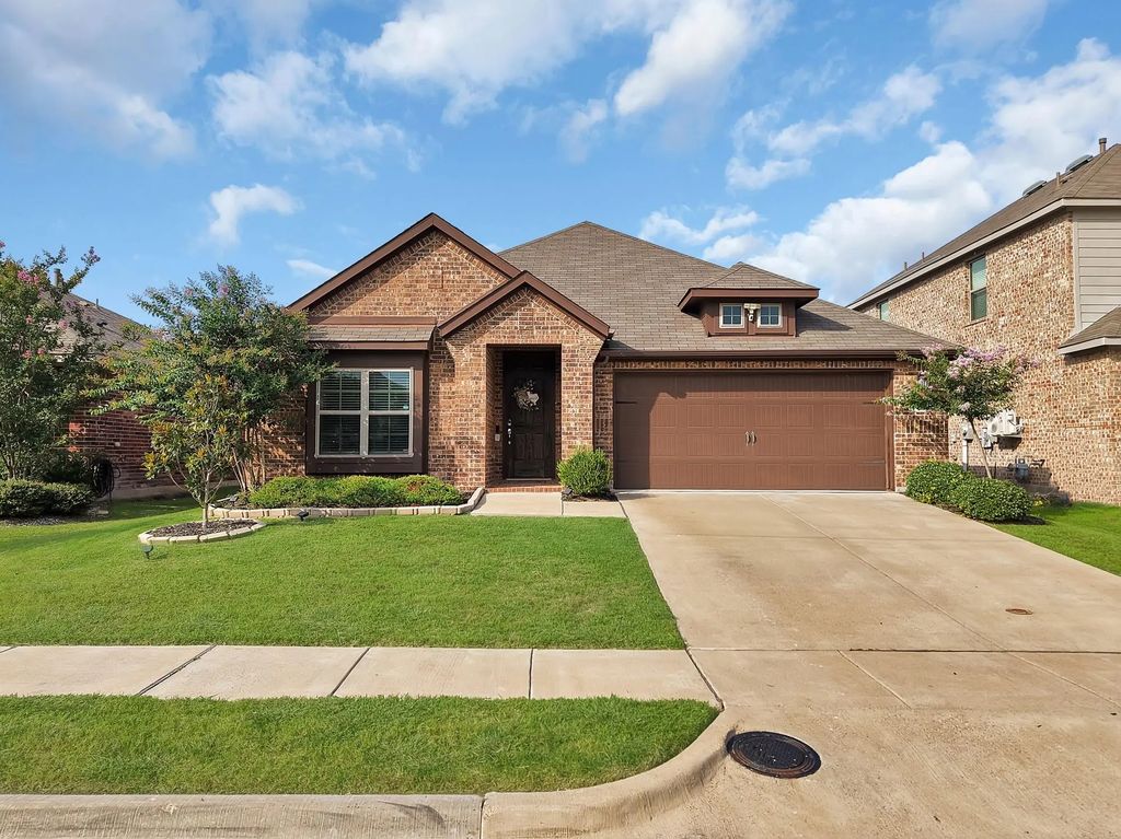 2299 Templin Avenue, Forney