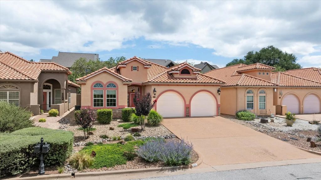 110 Valley View, Glen Rose