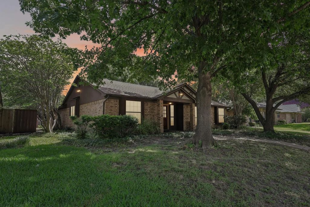 113 E Bancroft Drive, Garland