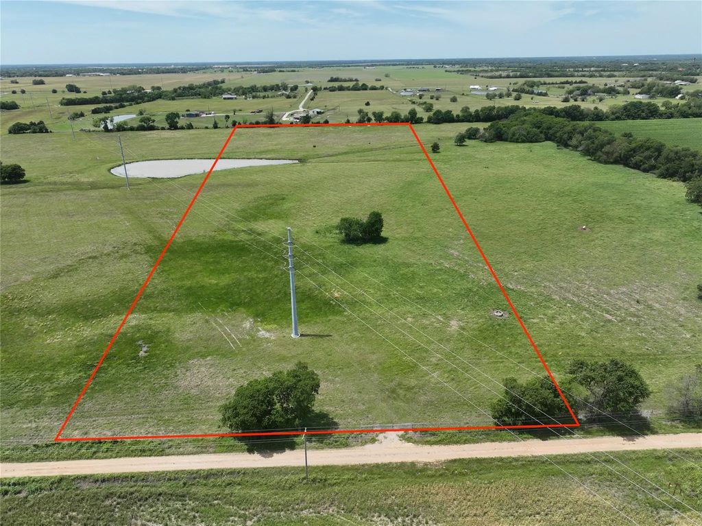 Tbd Tract 2 County Road 4830, Leonard