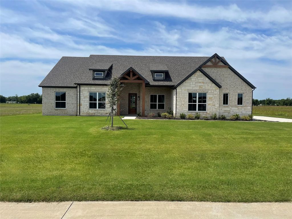 141 Olson Road, Waxahachie