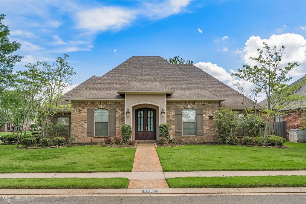 336 Briars Court, Bossier City