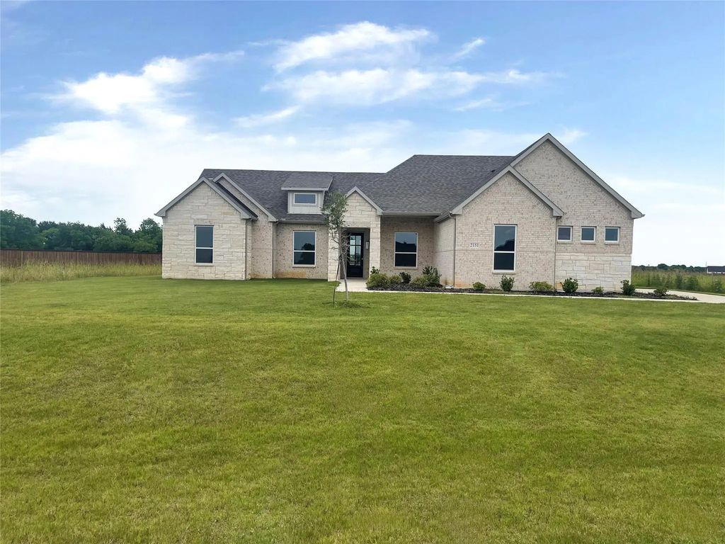2151 Langston Road, Waxahachie