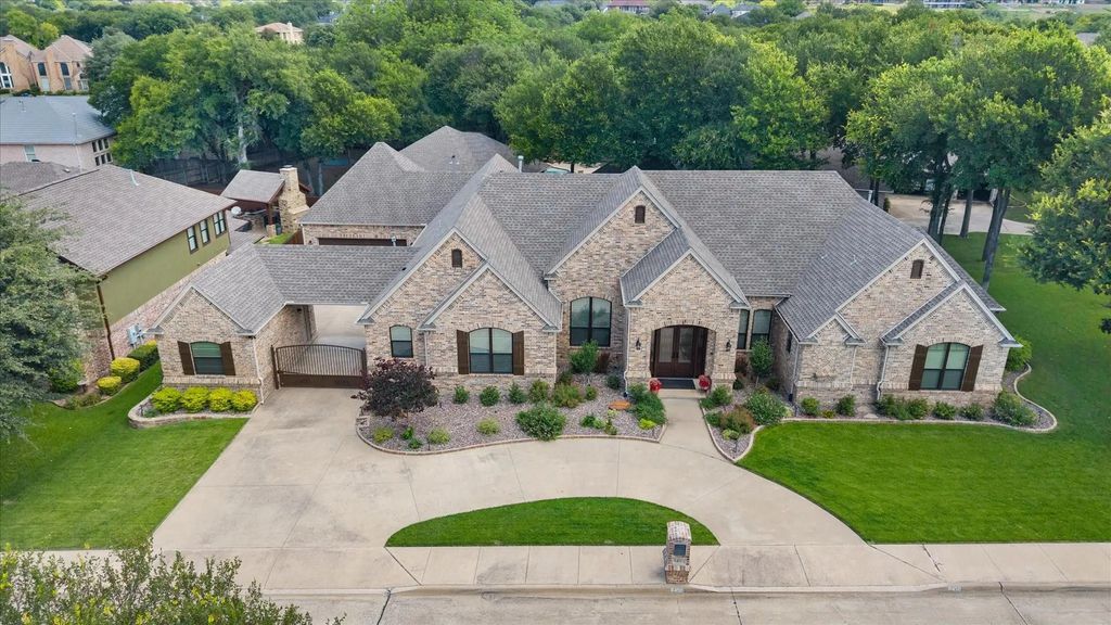 8450 Waterfront Court, Fort Worth