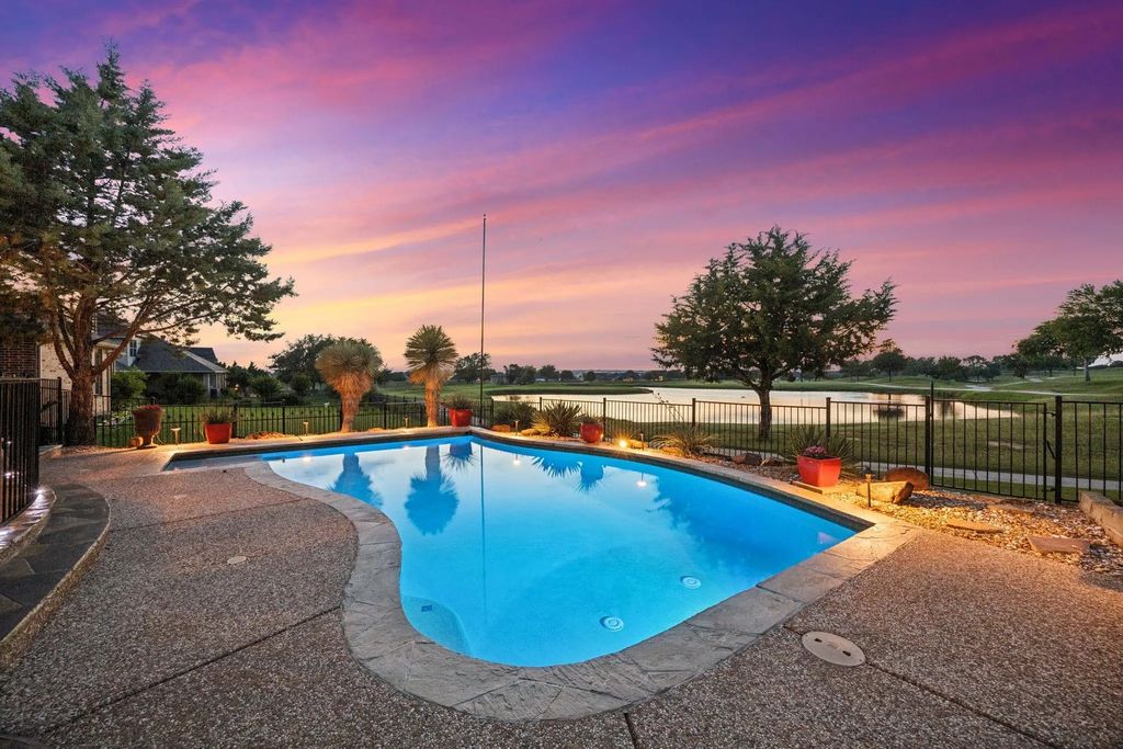6008 The Resort Boulevard, Fort Worth