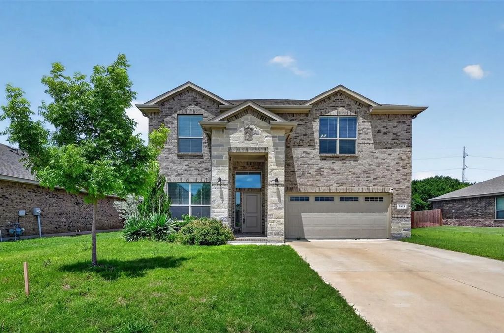 2521 Dunbarton Drive, Glenn Heights