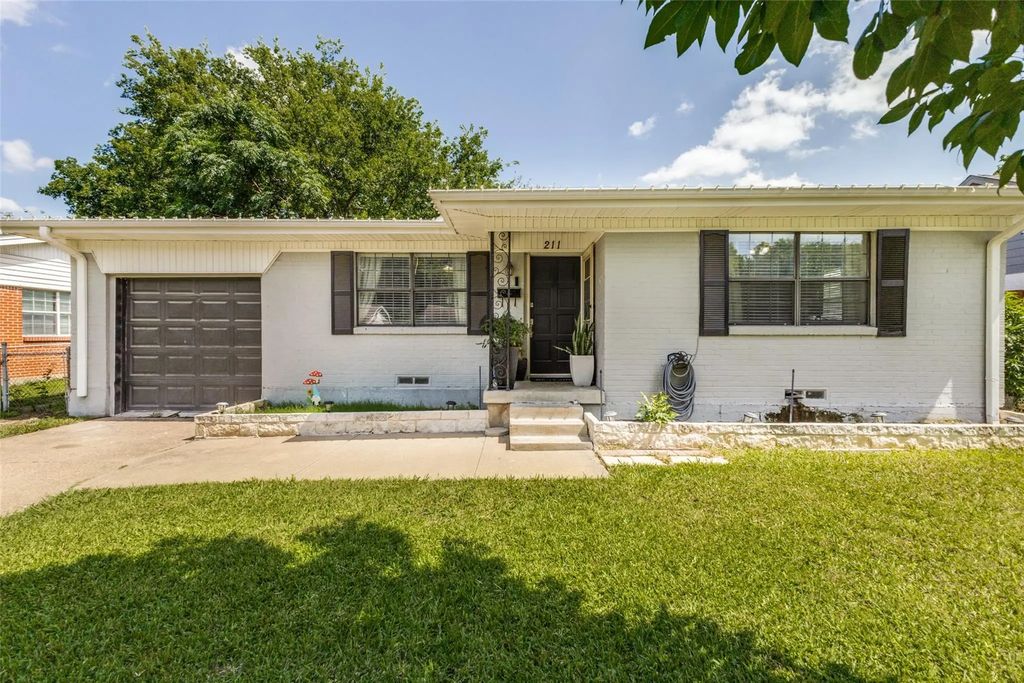 211 Brazos Street, Garland