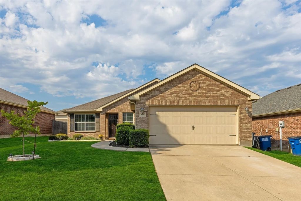 325 Crosscreek Drive, Princeton