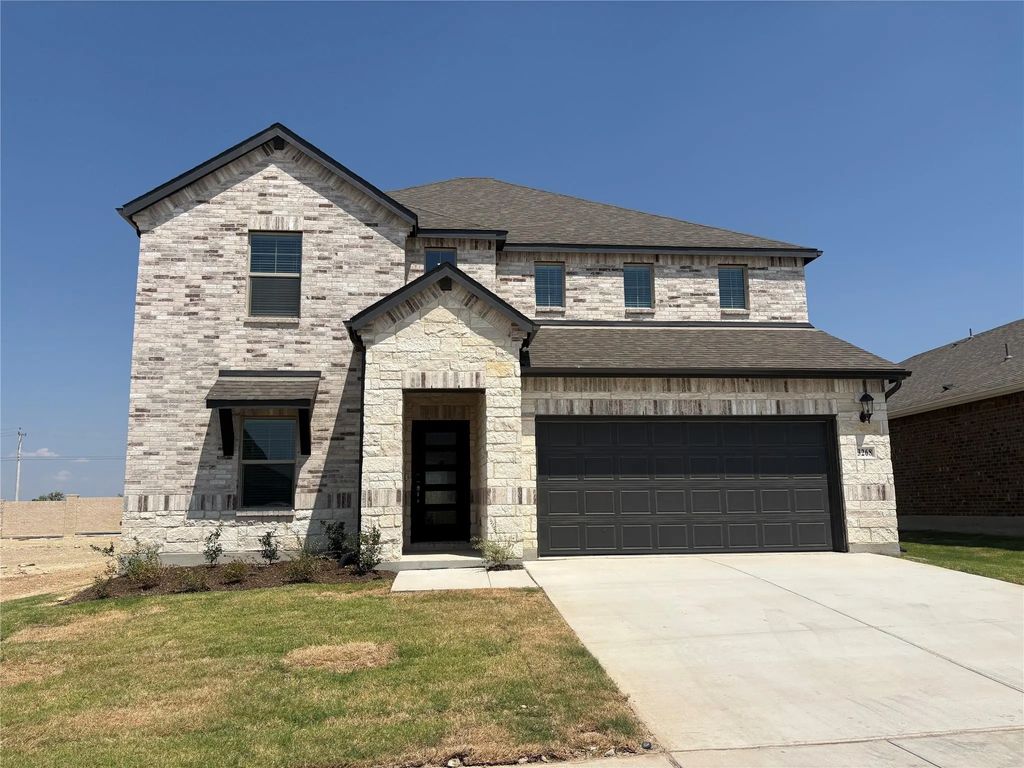 3268 Mint Springs Street, Fort Worth