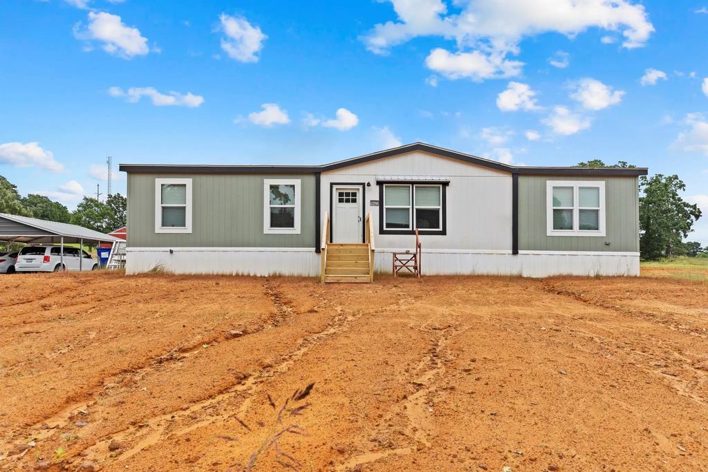 18422 County Road 322, Tyler
