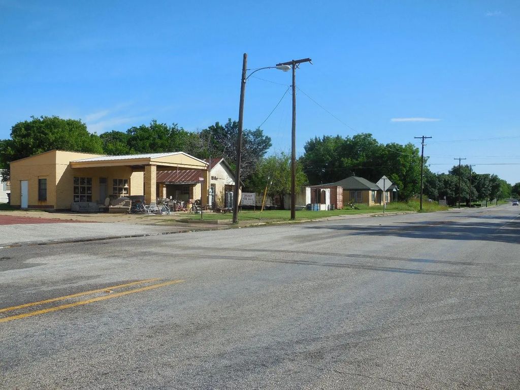 203 N Austin Street, Ranger