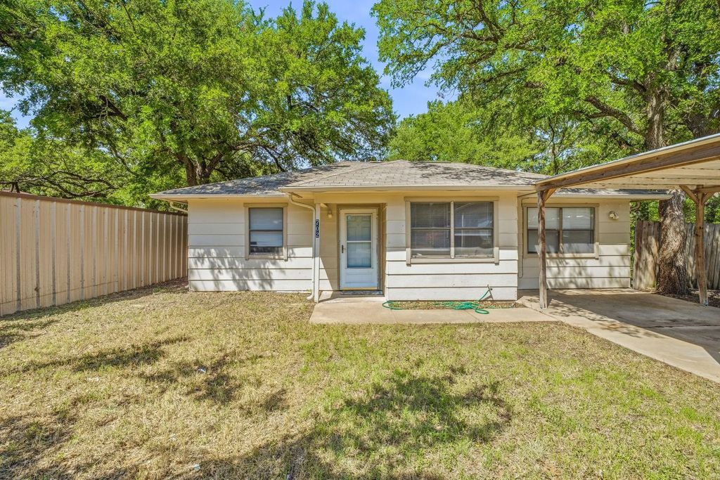 702 S Jackson Street, Stephenville