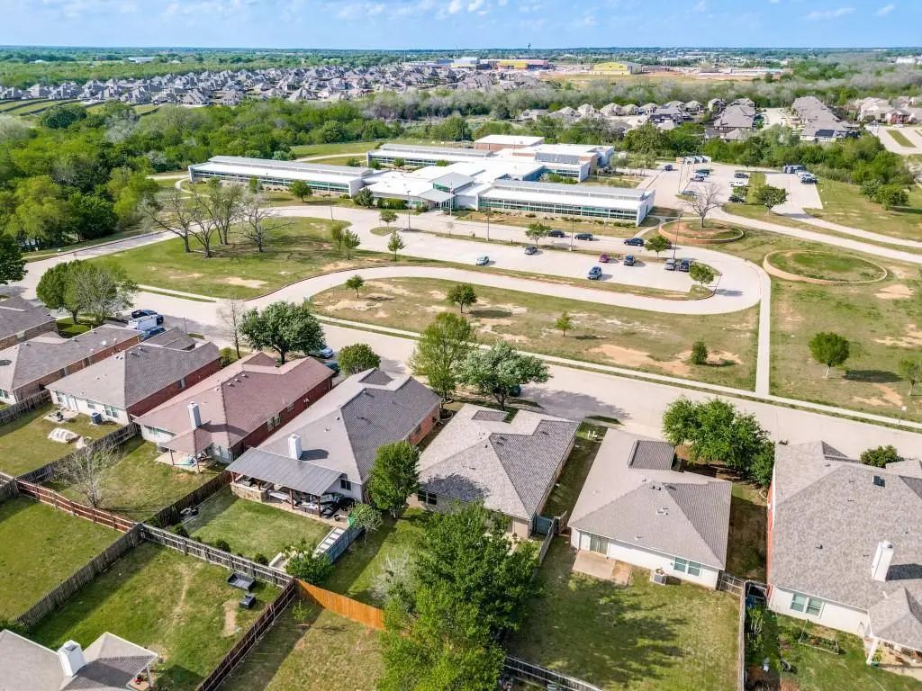 8716 Tumbleweed Drive, Cross Roads