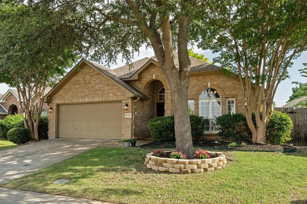5121 Grampian Way, McKinney