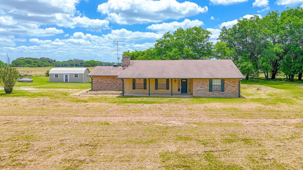 955 Fm 667, Purdon