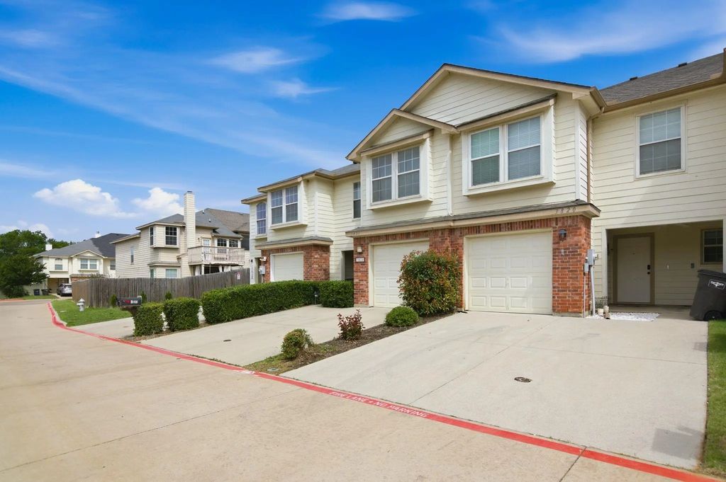 3820 Vista Mar Drive, Fort Worth