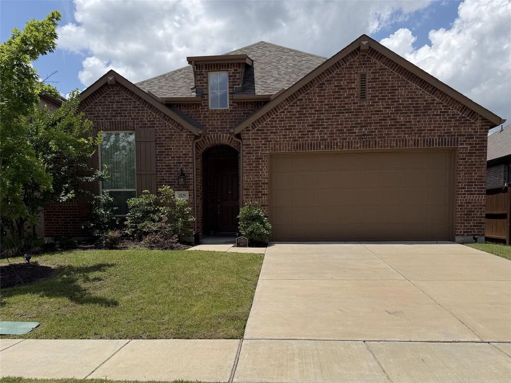 1829 Lockhart Drive, Forney