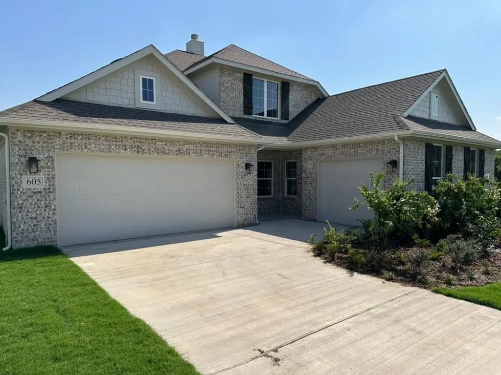 605 Brown Road, Leonard