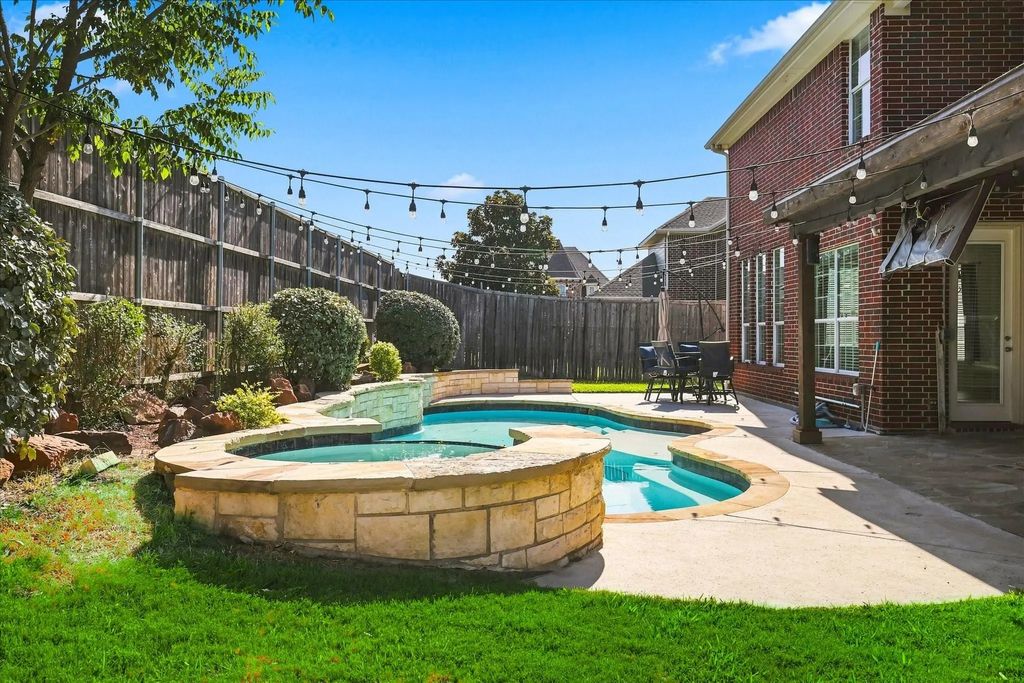 509 Wentworth Lane, Murphy