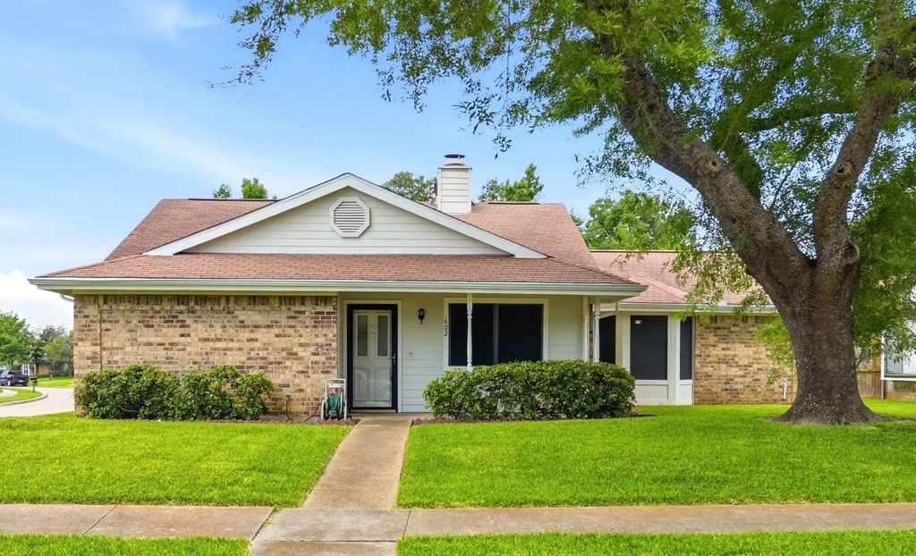 602 Brittany Drive, Mesquite