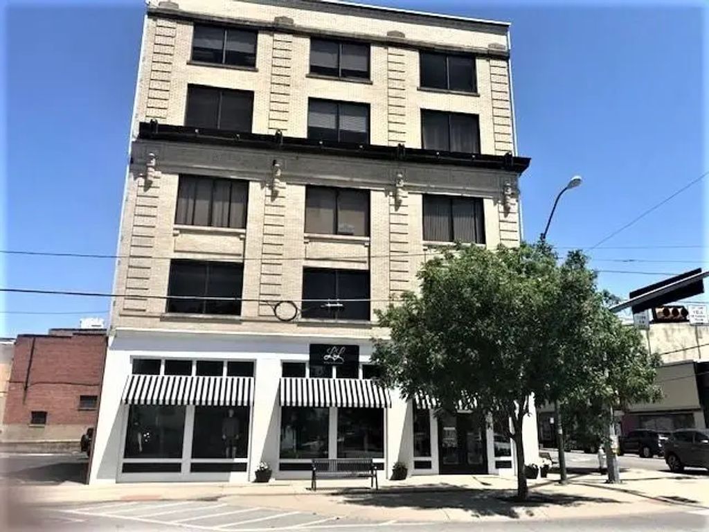 100 Travis Street N 205, Sherman