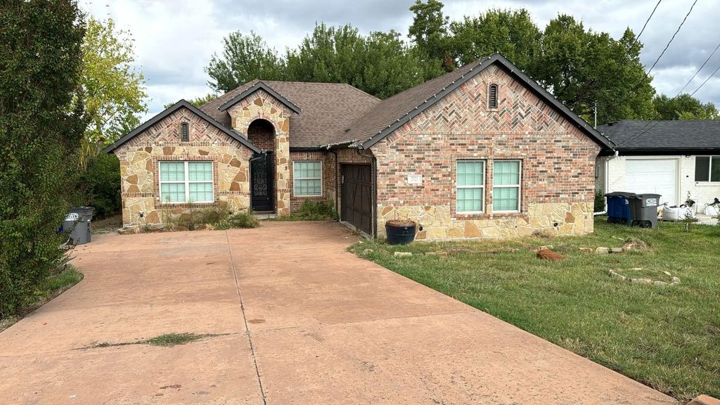2321 3rd Street, Sachse