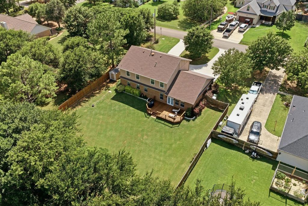 2230 Lake Coves Drive, Flower Mound