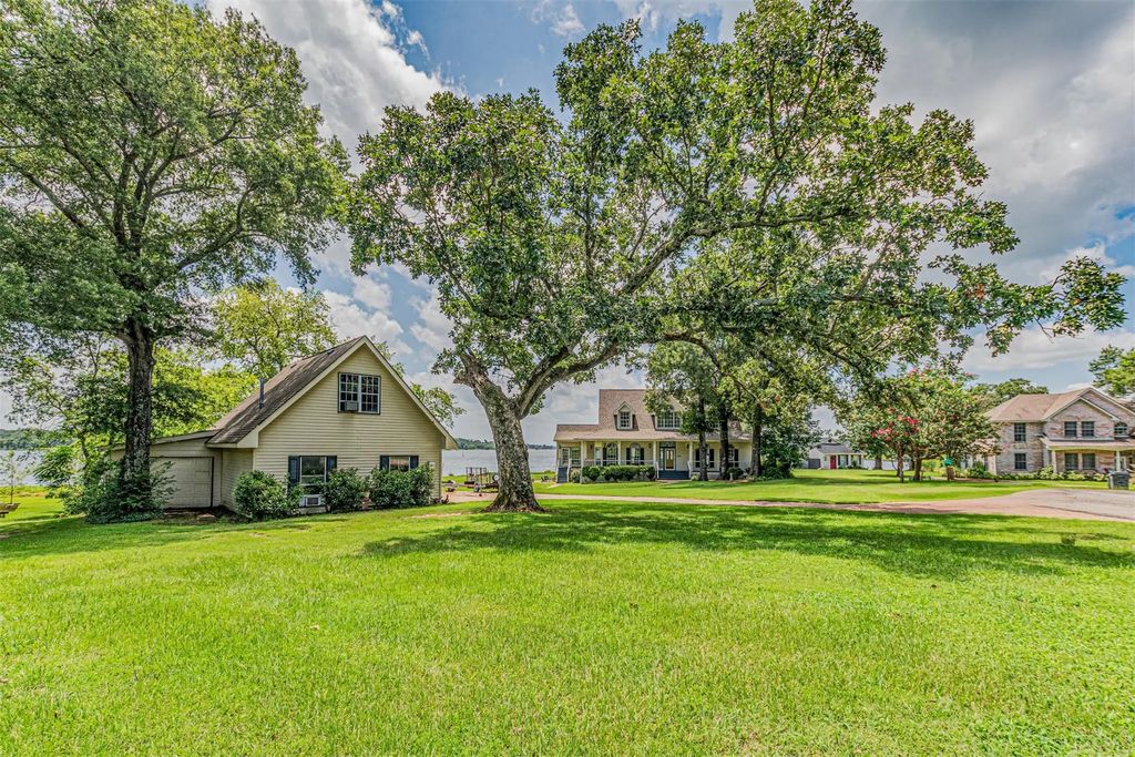 1747 County Road 1785, Yantis