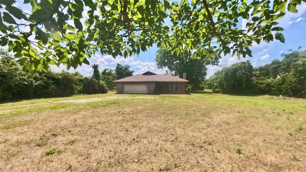 510 New Highland Road, Springtown