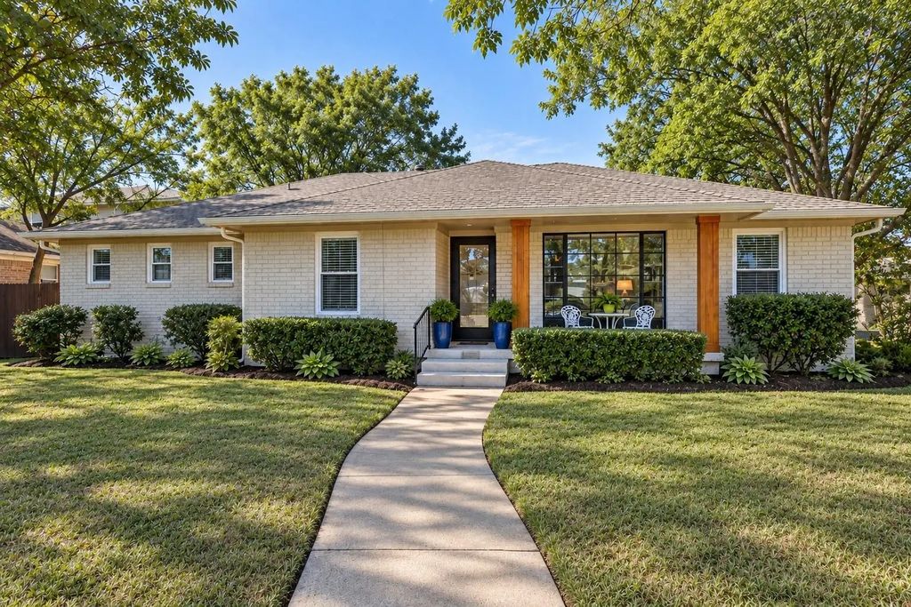 5131 Menefee Drive, Dallas