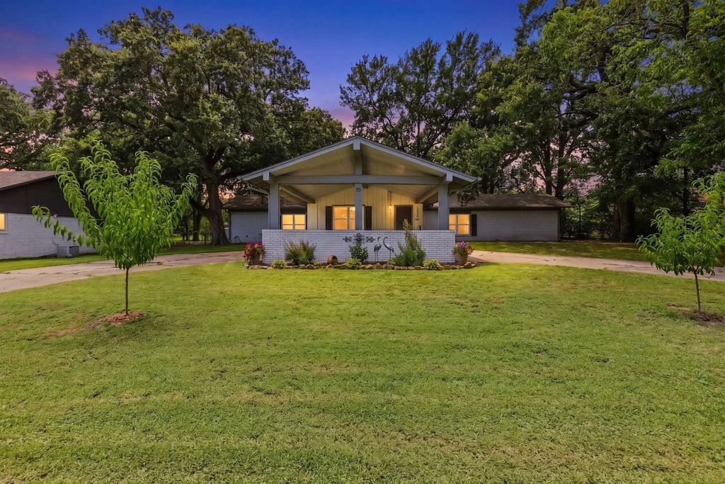 3007 Tanglewood Drive, Commerce