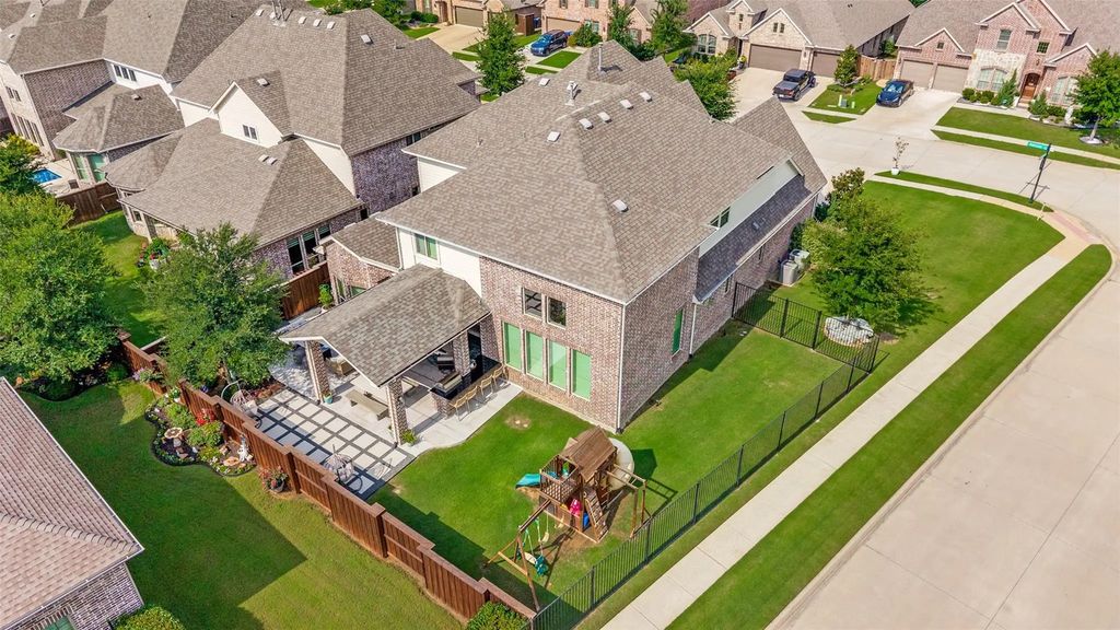 2144 Nassau Drive, McKinney