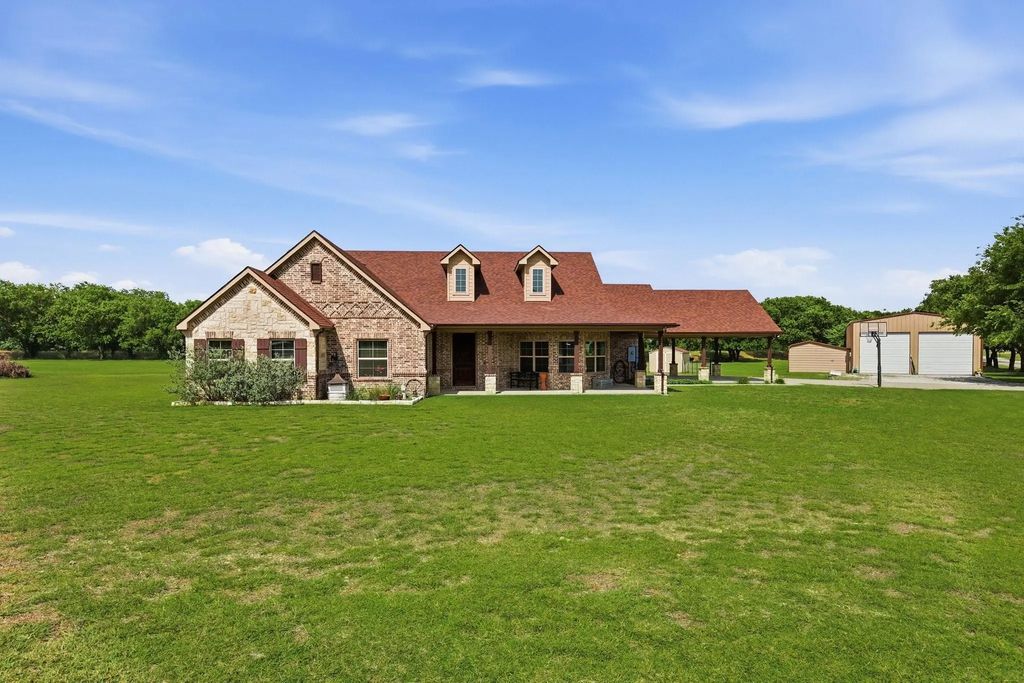 11480 Chisum Road, Sanger