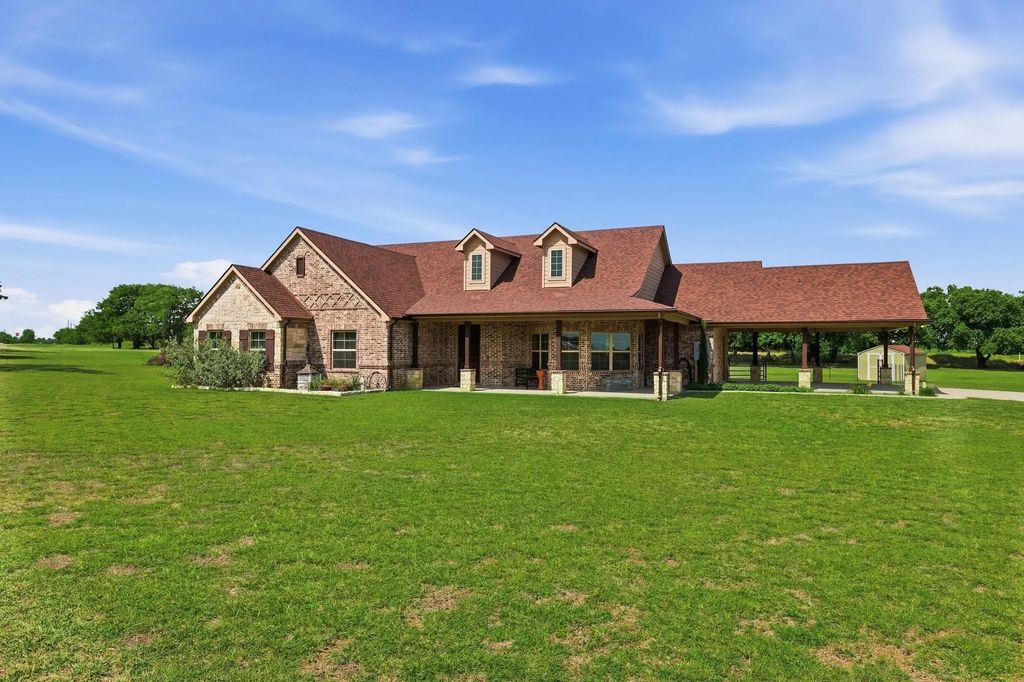 11480 Chisum Road, Sanger