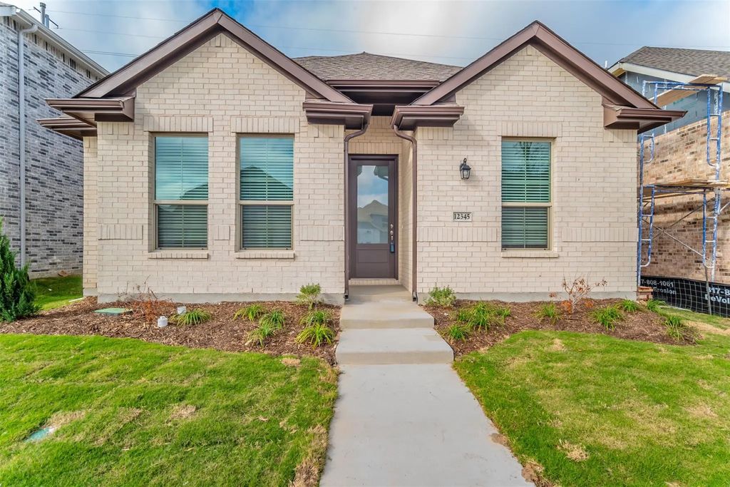 12345 Hulson Trail, Fort Worth