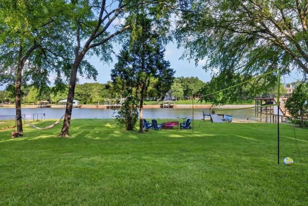 141 Little River, Mabank