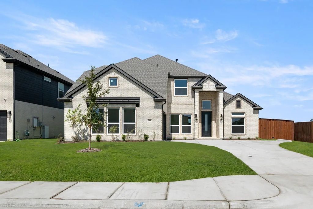 311 Boulder Avenue, Midlothian
