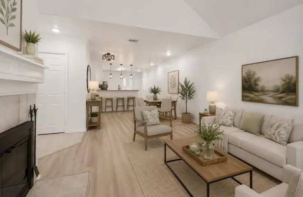 1004 Bridges Drive, Arlington