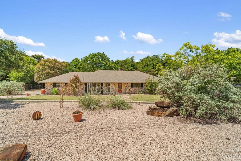 608 Catalina Drive, Waco