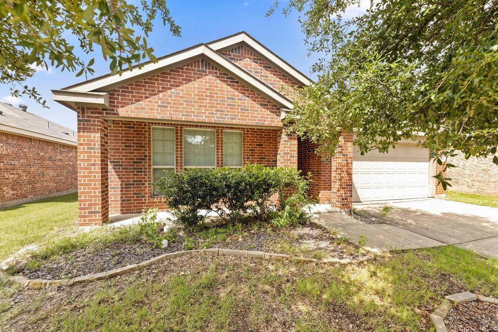 1011 Meadow Green Court, Princeton