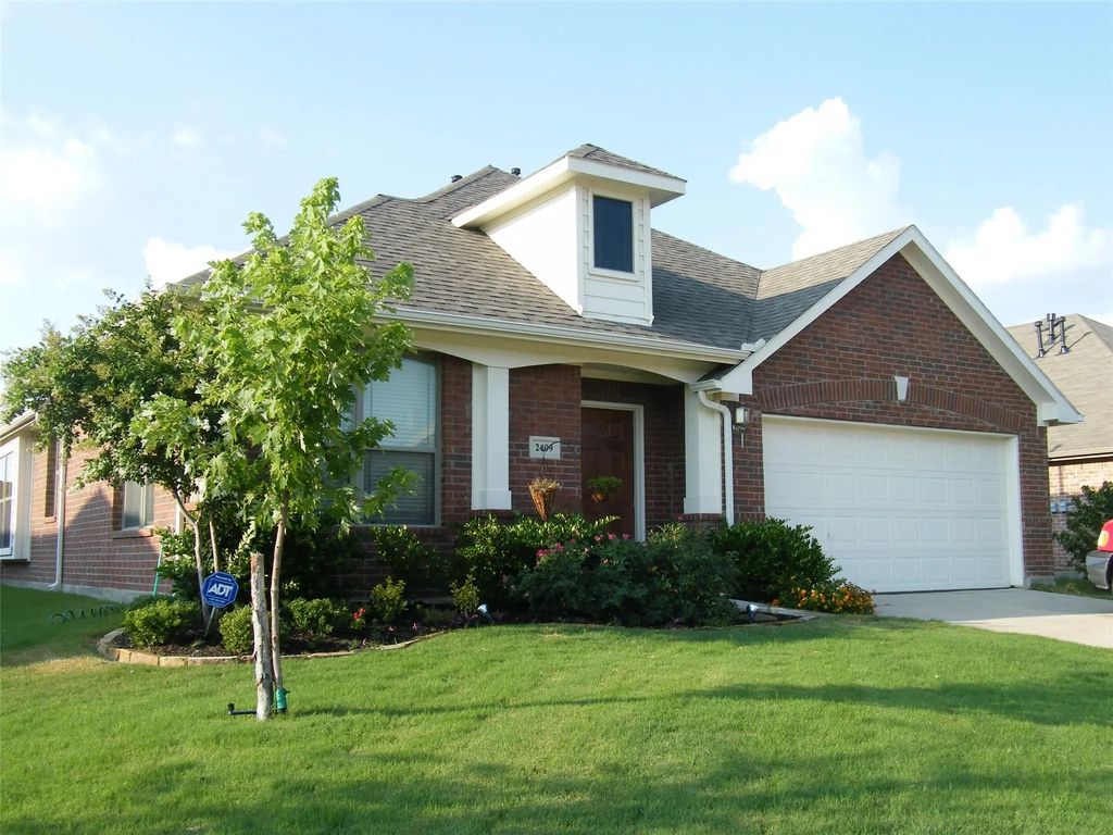 2409 Deerwood Drive, Little Elm