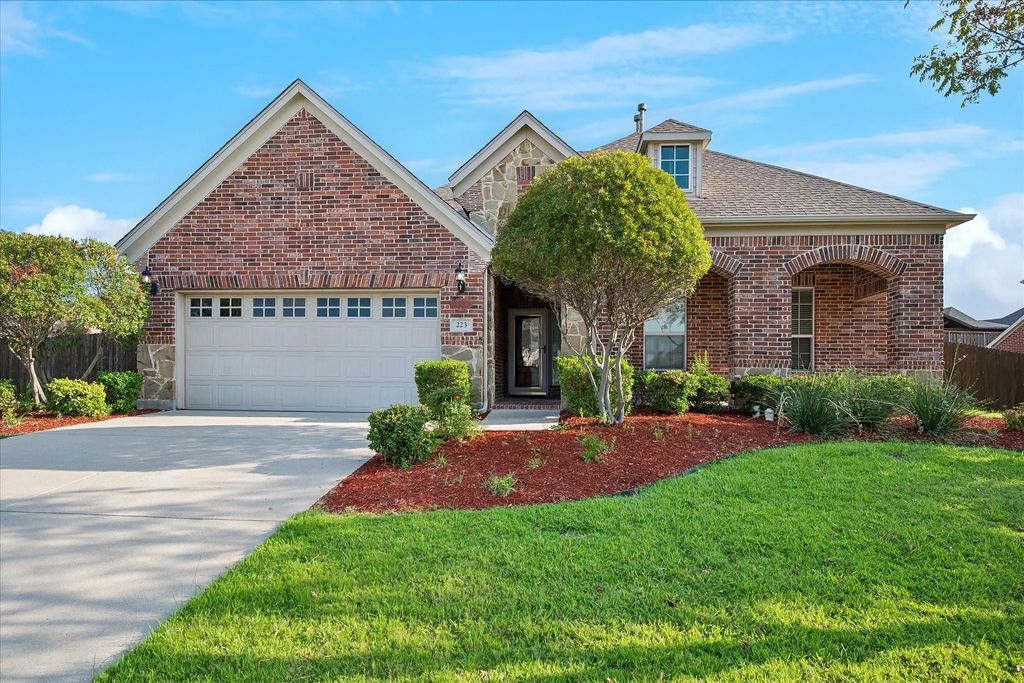 223 Aspen Lane, Frisco