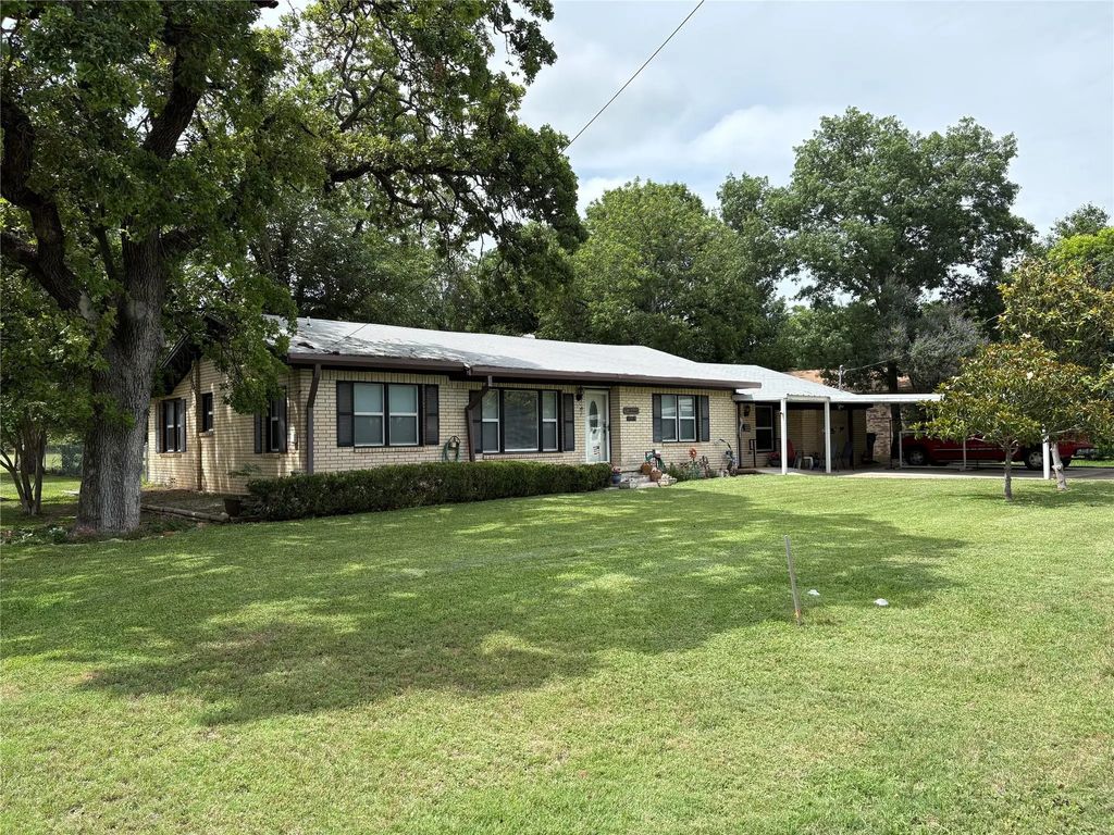 323 S Fisher Street, Gorman