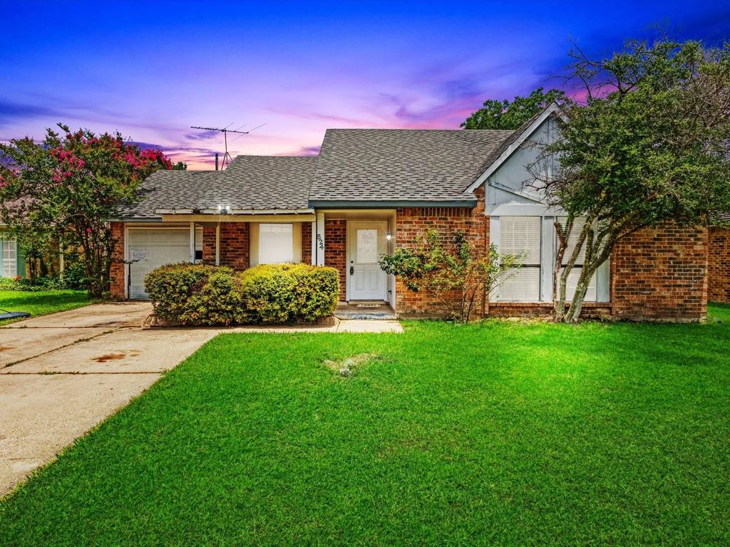 524 Carl C Senter Street, Forney