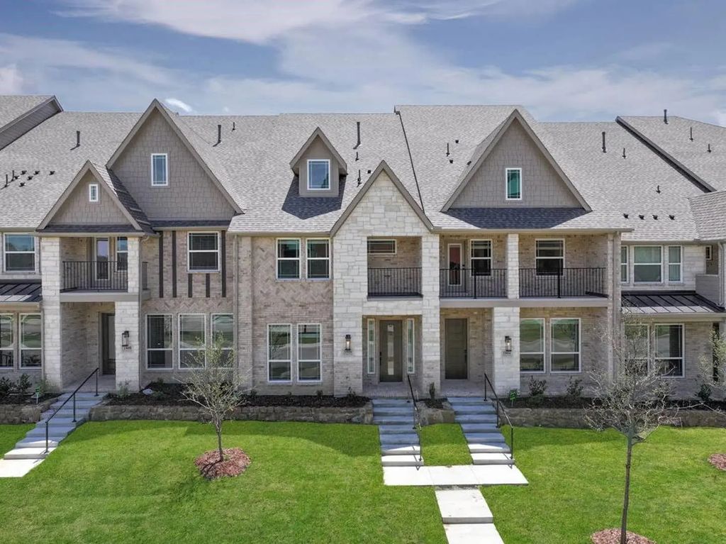 12721 Paddington Drive, Farmers Branch