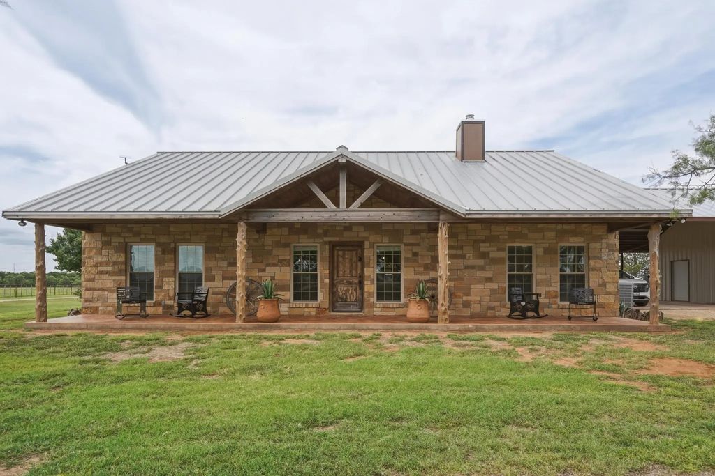 15030 N Fm 600, Avoca