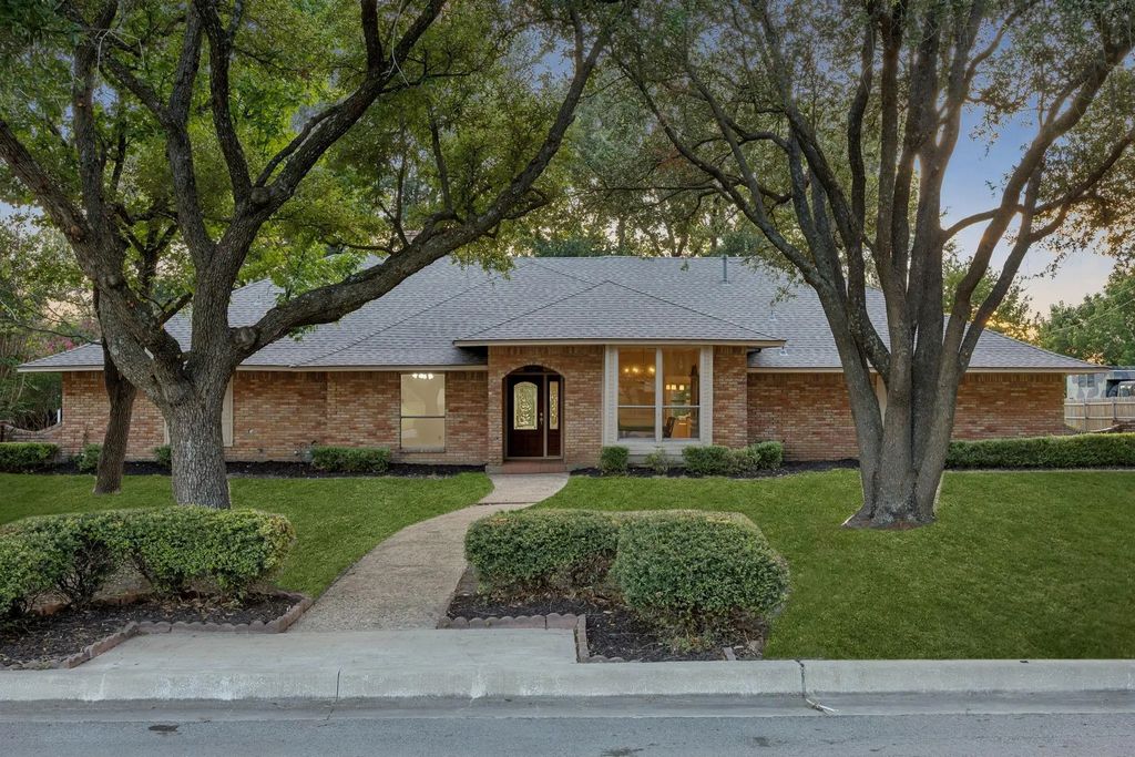 1011 Villa Siete, Mesquite