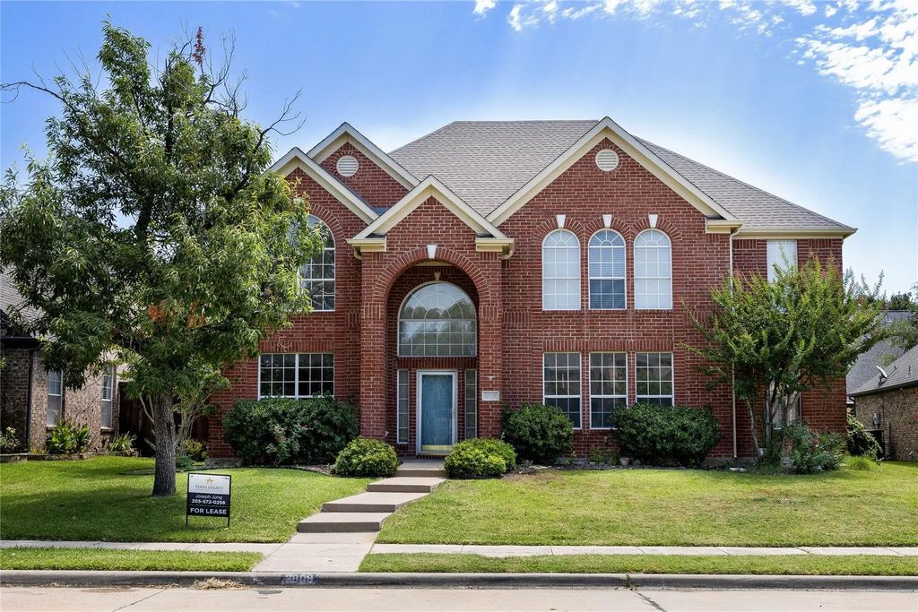 3808 Hunters Trail, Carrollton