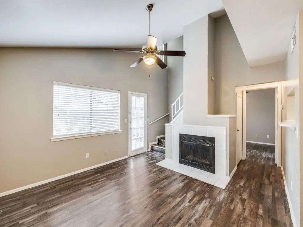 1122 Millview Drive 1704, Arlington